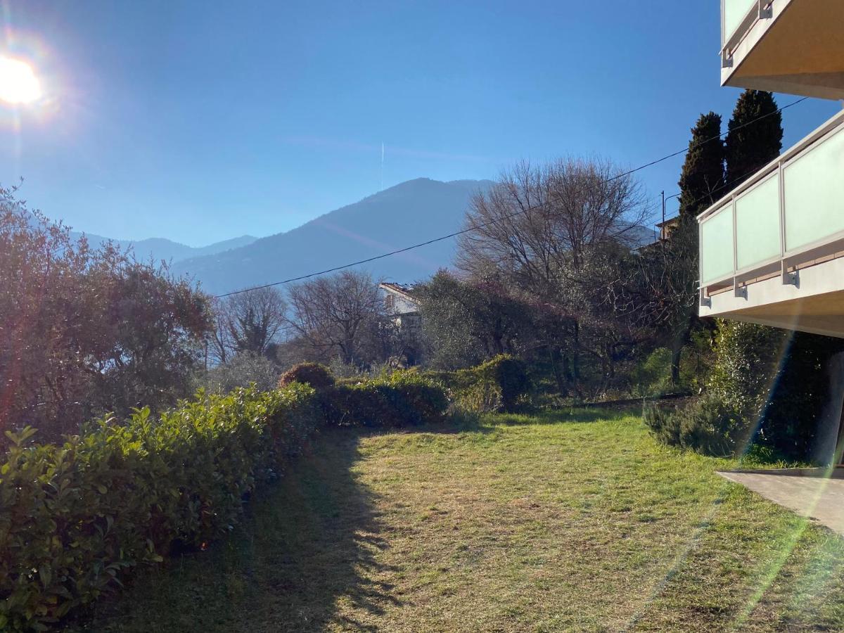 Happy Guest Apartments - Blue Apartment Riva di Solto Εξωτερικό φωτογραφία