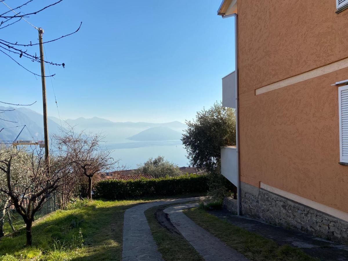 Happy Guest Apartments - Blue Apartment Riva di Solto Εξωτερικό φωτογραφία
